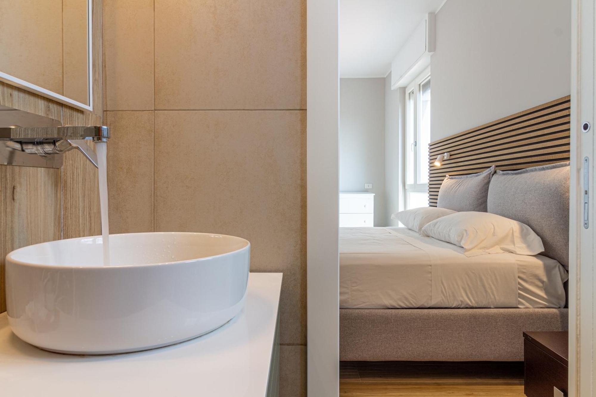 Casa Di Ambra - 301 Stazione & Centro Apartment Монца Екстериор снимка
